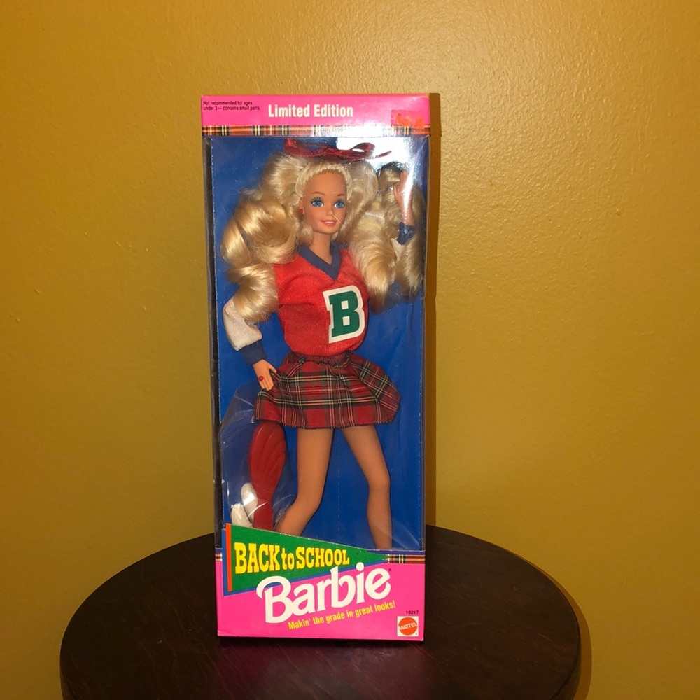 Back to School Barbie 🎒